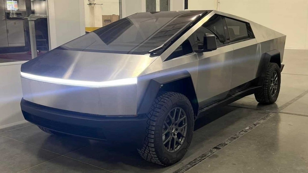 Tesla Cybertruck won’t enter the production until end of 2023